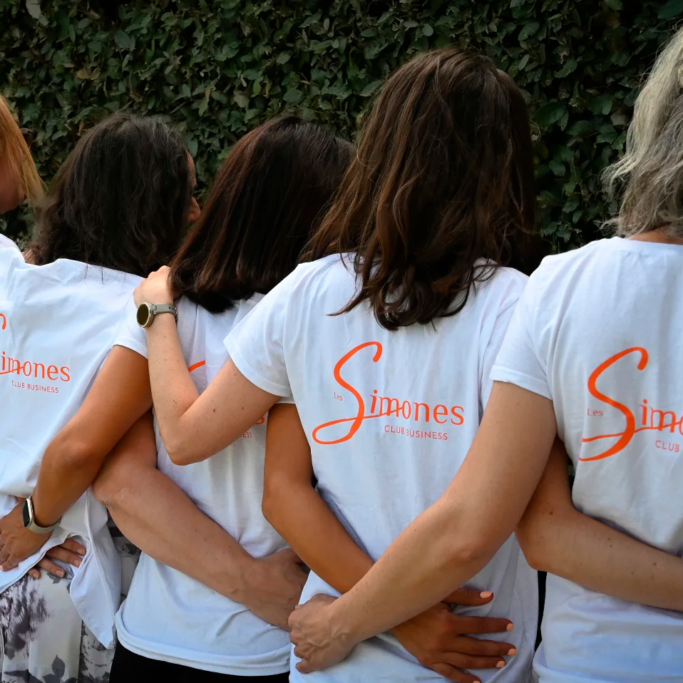 Club business valence